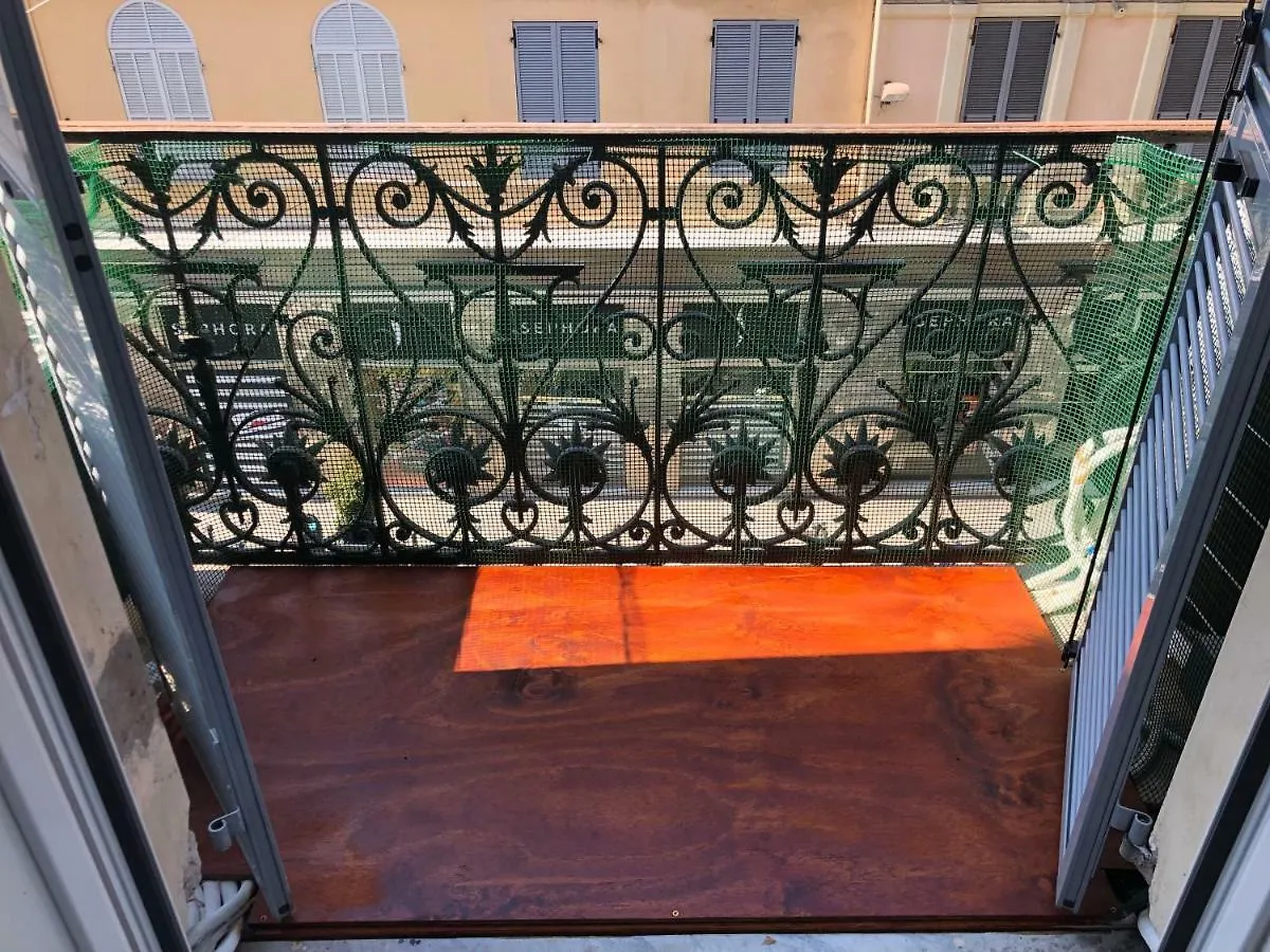 Guest house Affittacamere Roma Sanremo