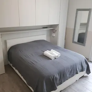 Отель Riviera